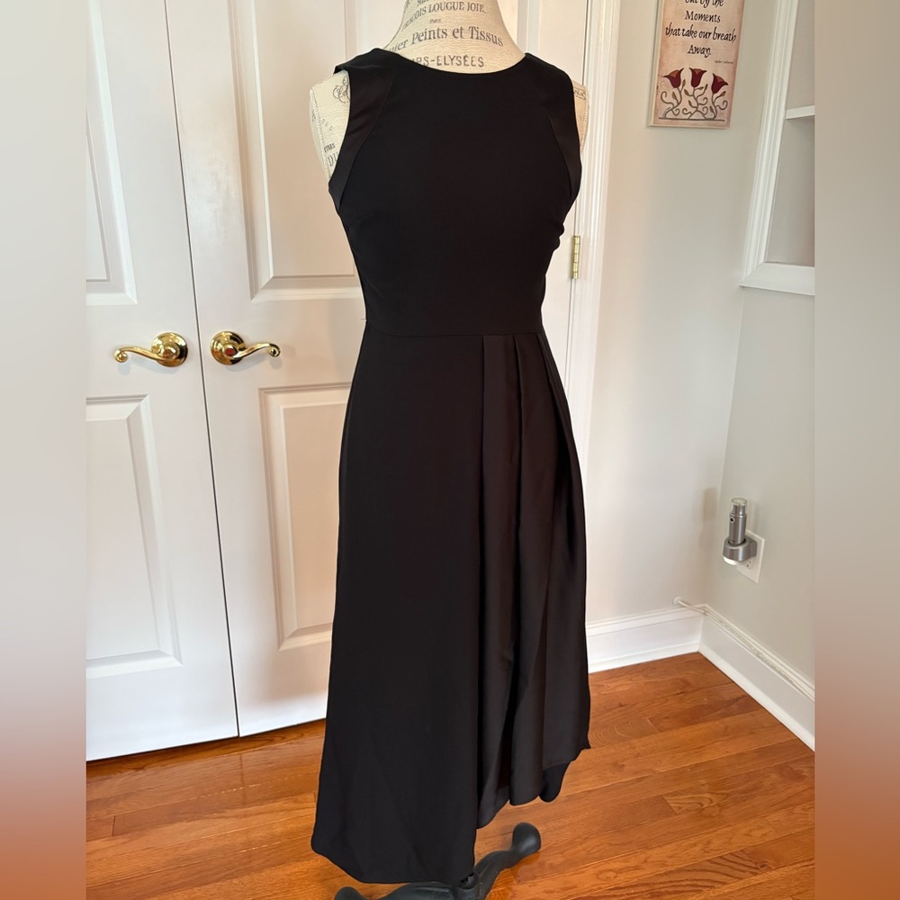 Banana Republic Black Sleeveless Midi Dress